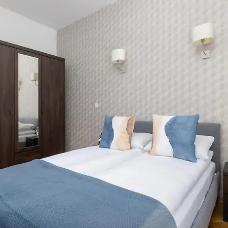 Unique Rzeszowska In Kazimierz By Renters