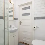 Unique Rzeszowska In Kazimierz By Renters Апартаменты Краков